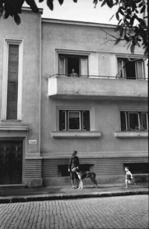 Bukarest: Haus des + Schriftleiters Wilhelm Müller