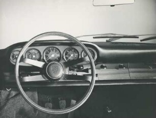 Porsche Sportwagen "911" von Ferdinand Alexander Porsche und Erwin Komenda