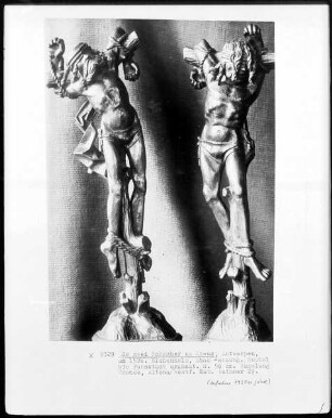 Zwei Schächer am Kreuz