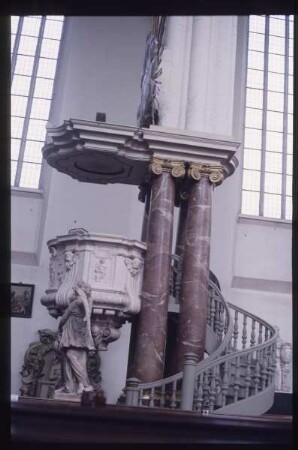 Berlin, Marienkirche,Schlüter, Kanzel der Marienkirche in Berlin : Kanzel
