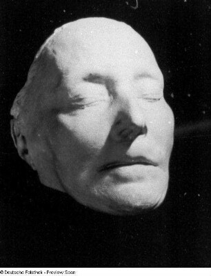 Suttner, Bertha von : Berlin | Sammlungen | Öffentliche Sammlungen | Skulpturensammlung | Totenmasken