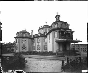 Waghäusel Eremitage (Einsiedelei) - achteckiger Schlossbau Außenansicht
