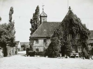 Oberwartha, Klostergut, Herrenhaus, Hofansicht