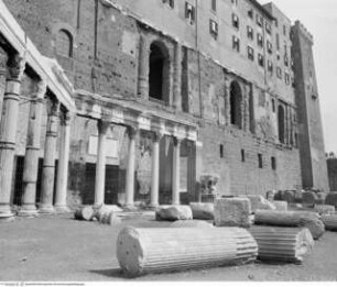 Porticus Deorum Consentiorum