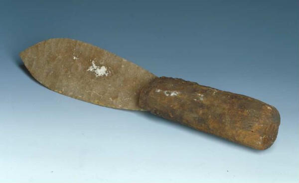 Flint knife with handle