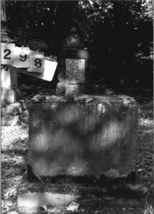 Grabstein 298