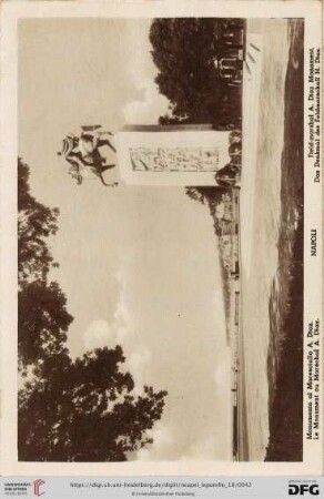 Napoli – Monumento al Maresciallo A. Diaz. – Le Monument au Maréchal A. Diaz. – Field-marshal A. Diaz Monument. – Das Denkmal des Feldmarschall H. Diaz.