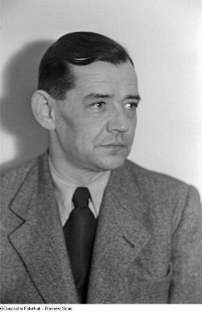 Porträtaufnahmen des Politikers Karl Maron, 1945-1946 1. stellvertretender Oberbürgermeister und Leiter der Personalabteilung des Magistrats Berlin