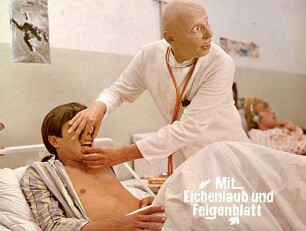 Mit Eichenlaub und Feigenblatt