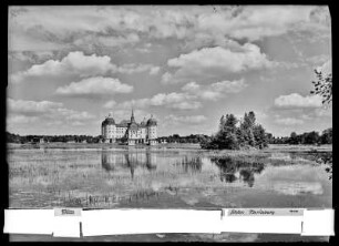 Jagdschloss Moritzburg, Ansicht mit Schlossteich