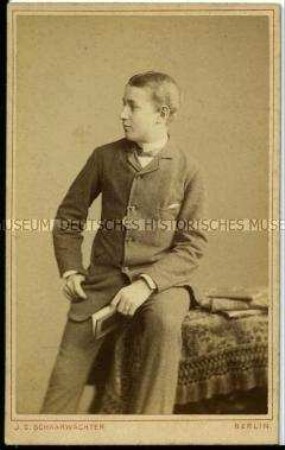 Jugendlicher im Anzug, Carte de Visite