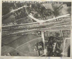 Gleise mit Bahnunterführung westlich des Bahnhofs Pasing (1600 m)