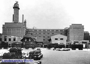 Industriebetriebe; Schaarschuhsche Brauerei, gegründet 1887, seit 1917 Engelhardt-Brauerei; Alt-Stralau 60 - 61 (Friedrichshain) an der Krachstraße 17 - 18 (Friedrichshain)