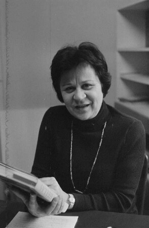 Porträtserie der Leiterin der DDR-Kinderliteratur Dr. A. Koiealek