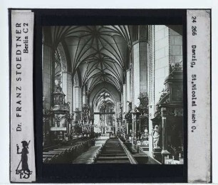 Danzig, Nikolaikirche (Dominikanerkirche) : Innenansicht, Blick nach O
