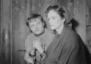 Szenenbilder aus "Hexenjagd" von A. Miller mit A. Schieske, E. Wagner, W. Borchert, Schiller-Theater