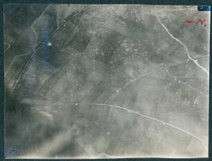 Foto des Geländes nördlich von Souchez (Luftbild)