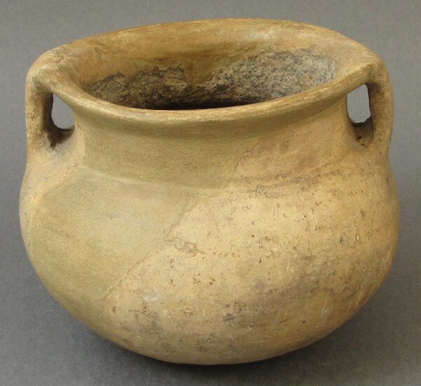 Clay vessel