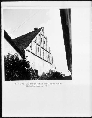 Haus mit gotischem Giebel