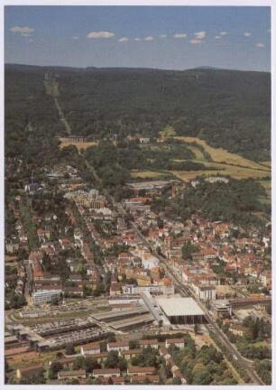 Kassel-Wilhelmshöhe. ICE Bahnhof, Wilh.-Allee, Schloß u. Herkules