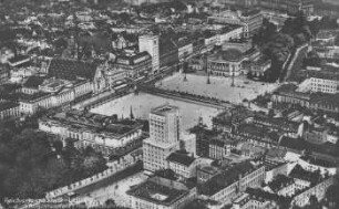 Reichsmessestadt - Leipzig; Augustusplatz ; Fliegeraufnahme
