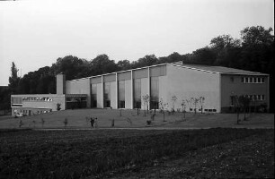 Marbach: Gesamtansicht der Stadthalle von Westen