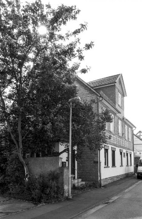 Wohnhaus (Wohn- und Geschäftshaus, Fachwerk); Frankenau, Lindenstraße 16