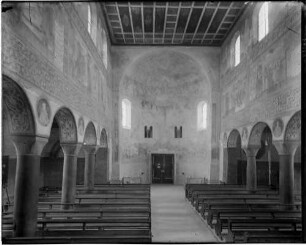 Reichenau Oberzell Sankt Georg Kirche Innenansicht nach Westen