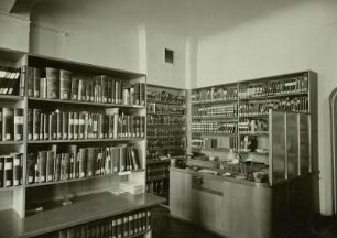 Landesbibliothek, Marienallee : Dresden, Marienallee 12, Sächsische Landesbibliothek, 1. Stock, Auskunftsstelle