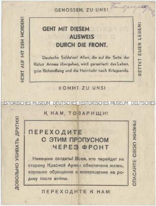 Kriegsflugblatt der sowjetischen Streitkräfte ausn der Reihe "Auslands-Nachrichten" mit Passierschein für Deserteure aus der Wehrmacht und handschriftlichem Vermerk "Feindpropaganda"