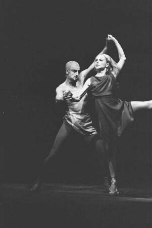 Szenenbilder aus "Sklaven" (Spartakus-Ballett), Ballett von Wolfgang Hohensee nach dem Libretto von Henn Haas. Staatsoper Berlin, Erstaufführung am 28.09.1964