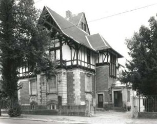 Dresden-Strehlen, Wasastraße 12. Wohnhaus (1901/1915)