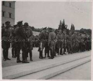 Wehrmachtssoldaten, Siegesparade in Athen
