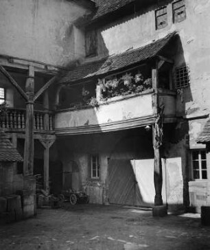 Ingelfingen, Schlossstraße 8. Rentamt (1601/1615). Nebengebäude