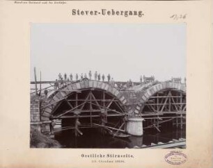 Dortmund-Ems-Kanal. Kanalbrücke über die Stever, Daldrup: Östliche Stirnseite, Errichtung der Gewölbe