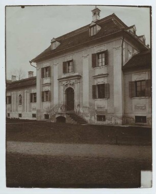 Schloss Freudenhain, Passau: Außenansicht, Ausschnitt Mittelrisalit