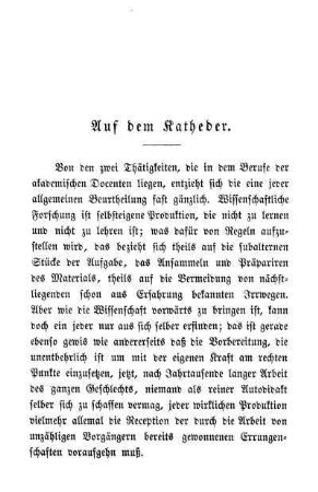Auf dem Katheder.