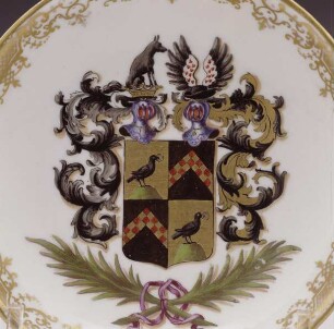 Koppchen und Unterschale mit Wappen Trotha und Chinoiserie — Unterschale