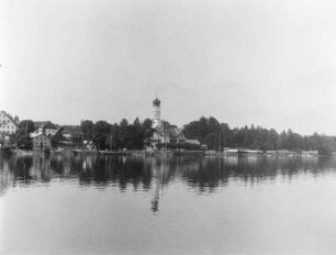 Blick auf Seeshaupt am Starnberger See