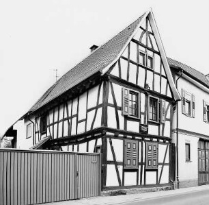Butzbach, Butzbacher Straße 12