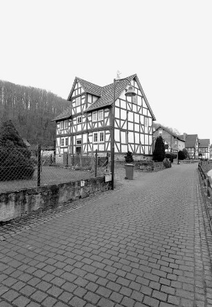 Wohnhaus; Kaufungen, Steinweg 21