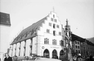 Freiburg: Das Neue Kornhaus, Außenansicht vom Münsterplatz