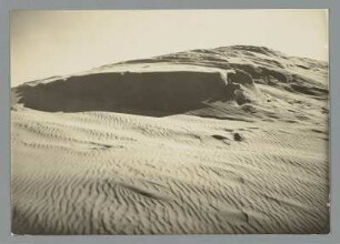 Wind und Sand haben Wellen gebildet auf der Kurischen Nehrung vor Nidden : Parnidis-Düne