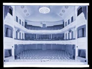 Theaterbau des Komödienhauses, Berlin: Ansicht Zuschauerraum (Negativ zu Inv. Nr. TBS 027,12)