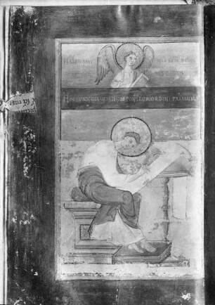 Strahover Evangeliar — Der Evangelist Matthäus, Folio 104verso