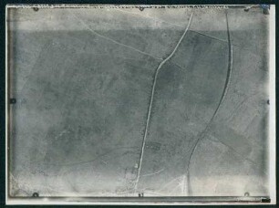 Foto der Stellungen nordwestlich der Rue Longatte in Ecoust-Saint-Mein zwischen Arras und Cambrai (Luftbild)