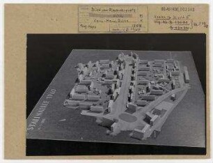 Wettbewerb II. Bauabschnitt der Karl-Marx-Allee: Modell. Berlin, Mitte/Friedrichshain, Stalinallee (vor 1949 Frankfurter Allee, seit 1961 Karl-Marx-Allee)/Strausberger Platz/Alexanderplatz/Schillingstraße
