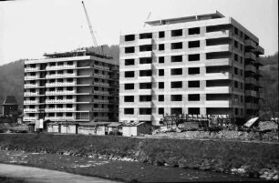 Freiburg: Zwei Wohnblocks an der Dreisam (Sandfang im Bau)