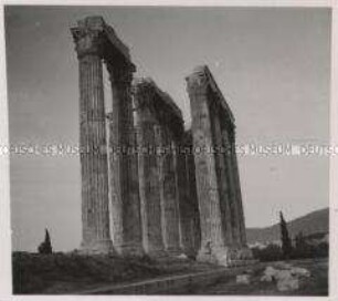 Wehrmachtssoldaten, Athen, Olympieion (Tempel des Olympischen Zeus)