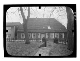 Lübz, Pfarrstraße 1. Wohnhaus. Straßenfront